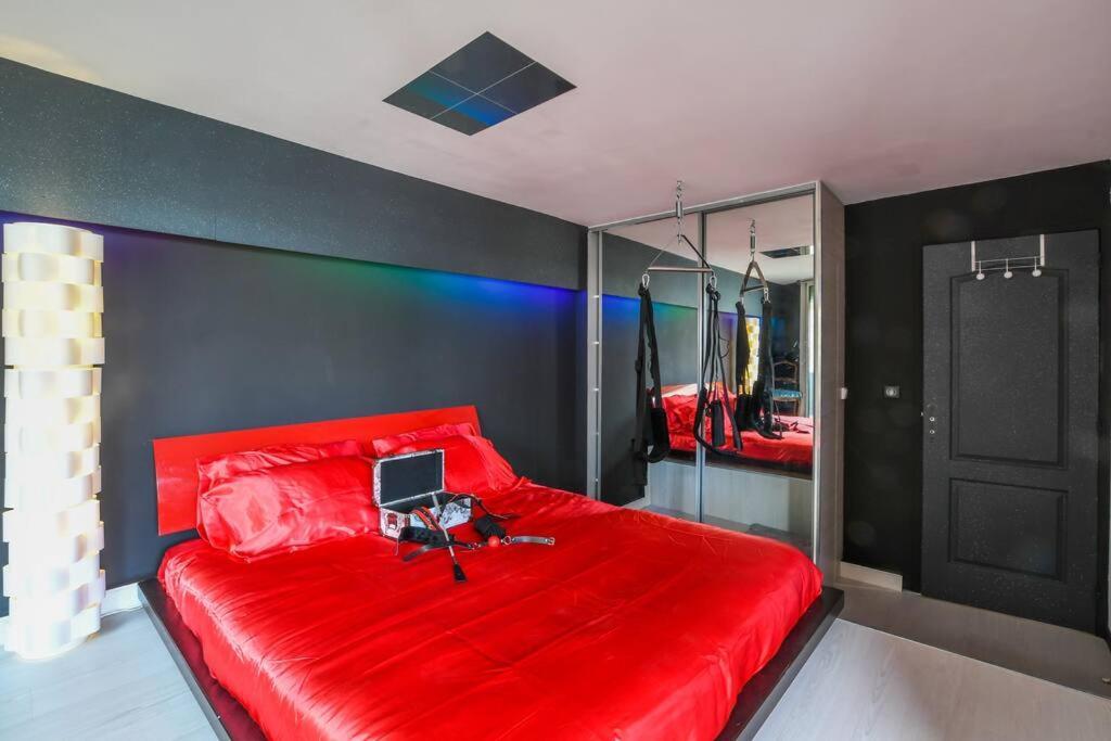 Le Cherubite: Entre Erotisme Et Baroque #Sexroom #Bdsm La Grande-Motte Exterior foto