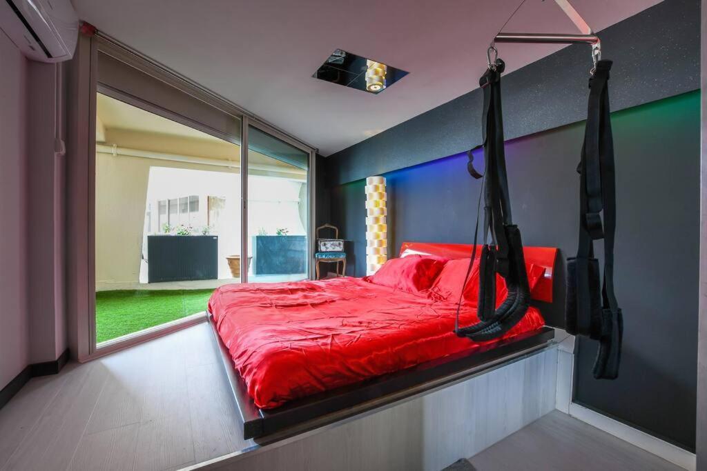 Le Cherubite: Entre Erotisme Et Baroque #Sexroom #Bdsm La Grande-Motte Exterior foto